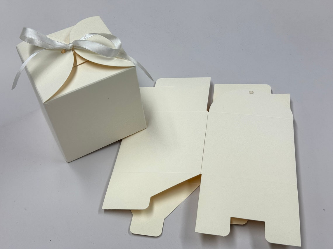 Square Foldable Cardstock Gift Box with Ribbon Bow, 3 Color Options image 1